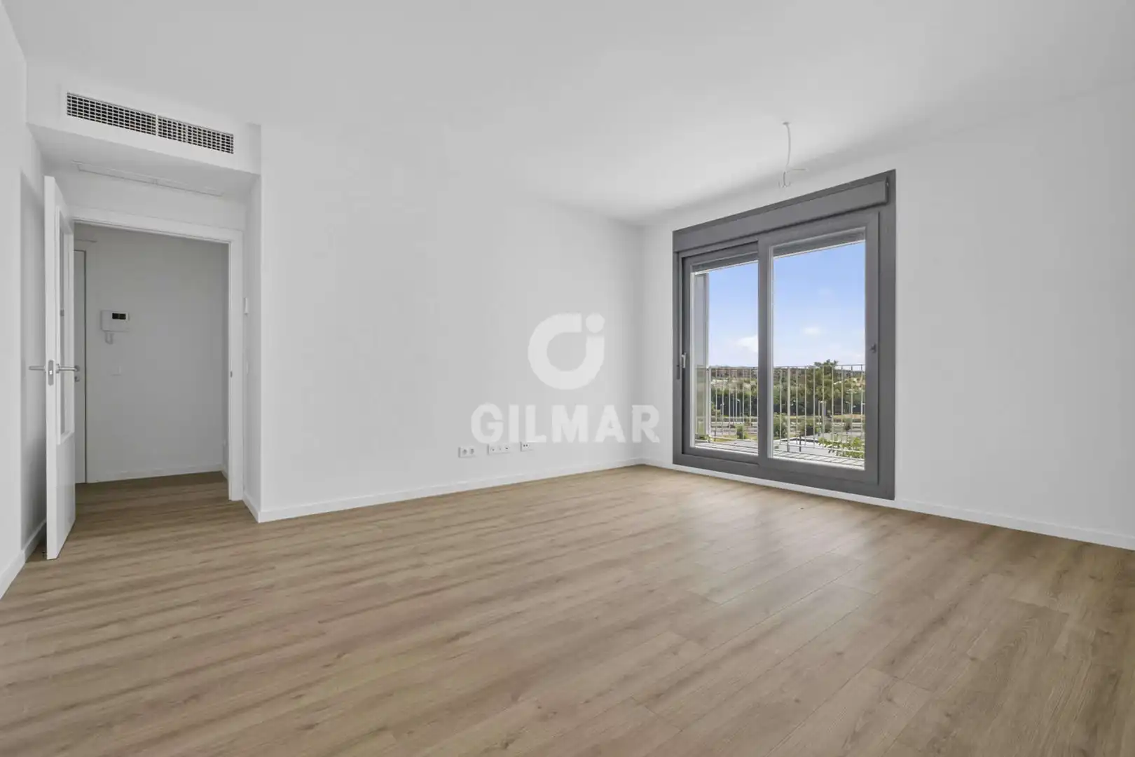 Habitación de Piso en venta en Dos Hermanas con Calefacción, Jardín privado y Trastero