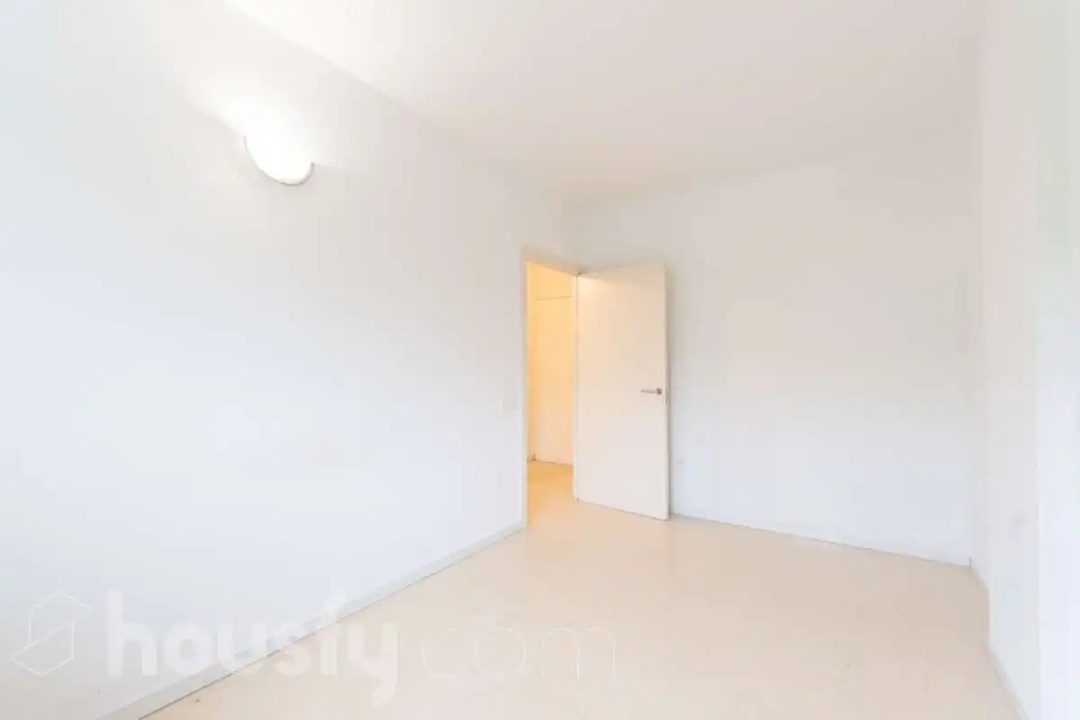 Piso con balcón en venta en Rambla Sant jordi ., imagen 19