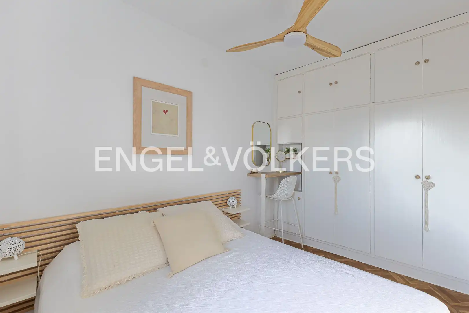 Habitación de Ático en venta en Barcelona con Calefacción y Parquet