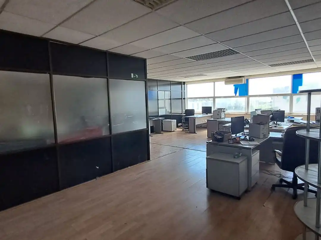 Büro zum Verkauf in Madrid mit Klimaanlage, Heizung und Terrasse