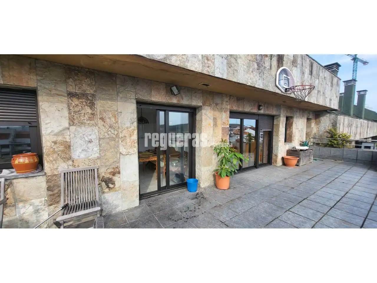 Ático de alquiler en Avilés con Calefacción, Parquet y Terraza
