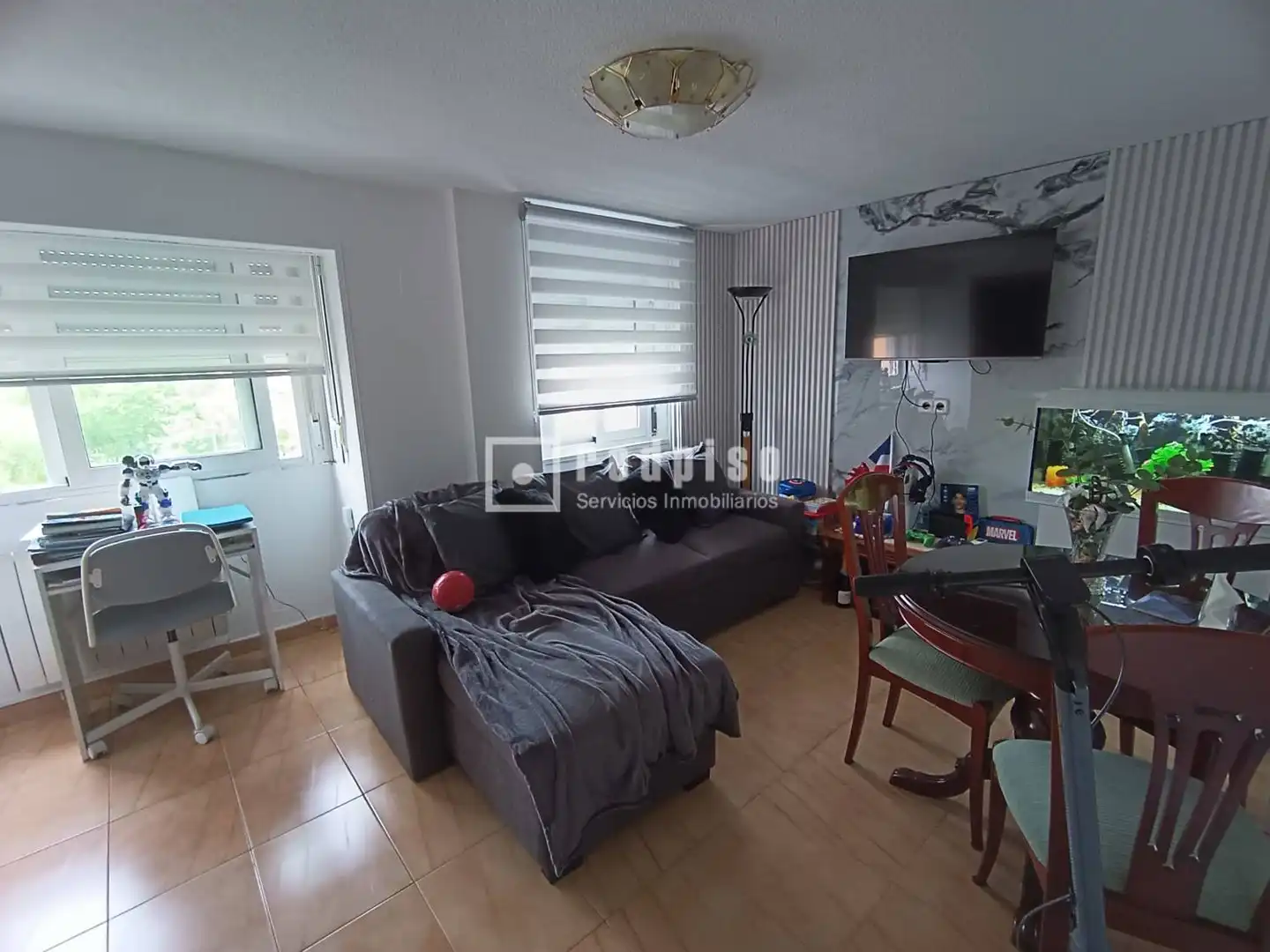 Living room of Flat for sale in Madrid  with Air Conditioner, Heating and Furnished
