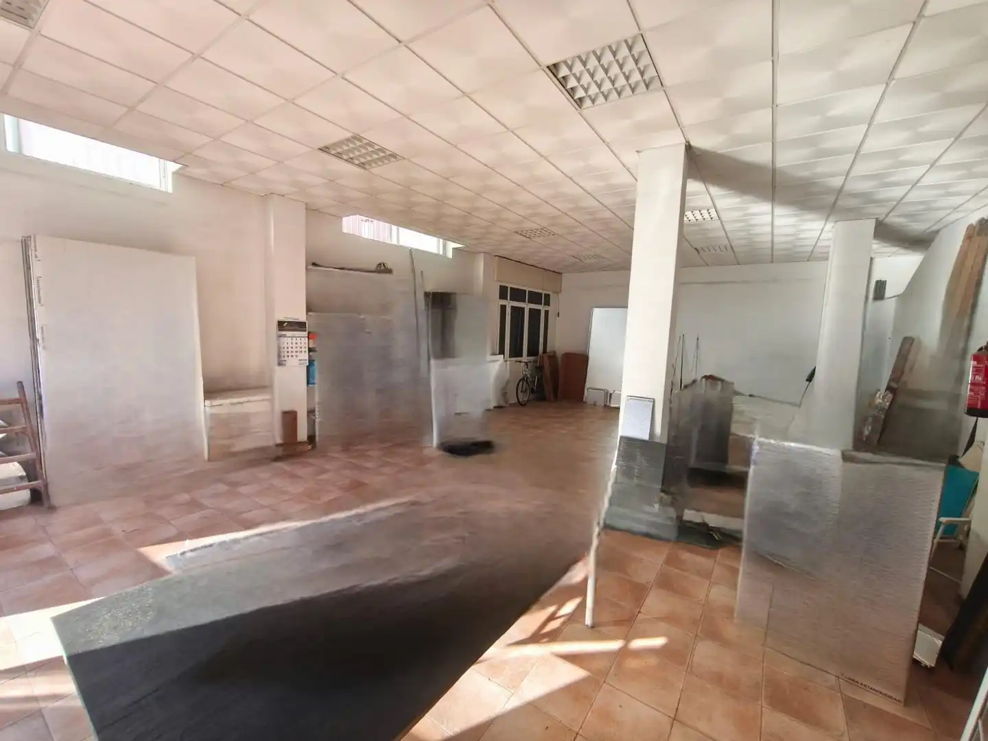 Local comercial en venda a Pedanías Este, imagen 2