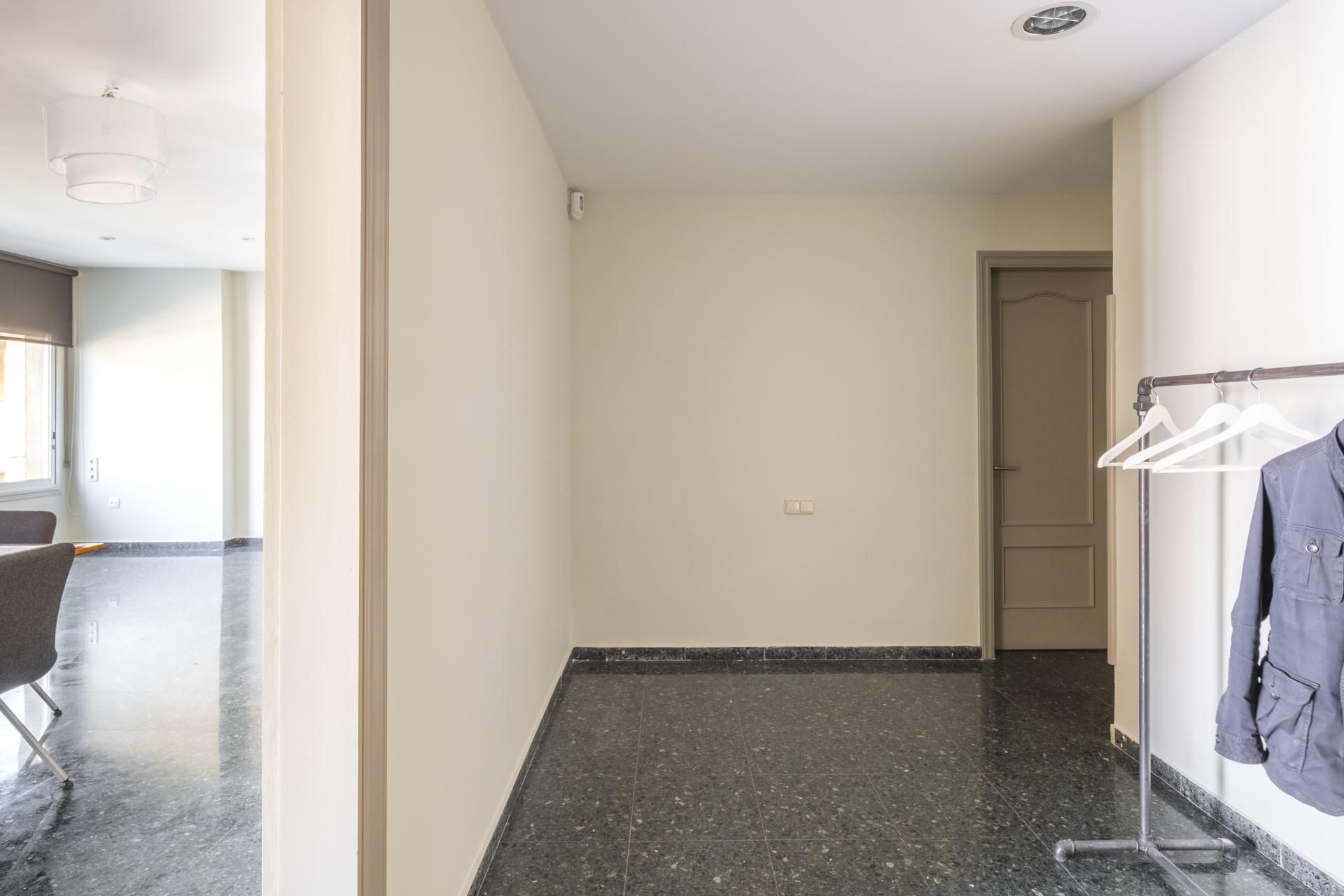 Flat for sale in Terrassa  with Air Conditioner, Heating and Private garden