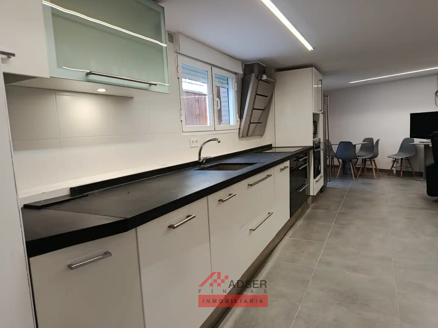 Küche von Geschaftsraum zum Verkauf in Villamediana de Iregua mit Terrasse