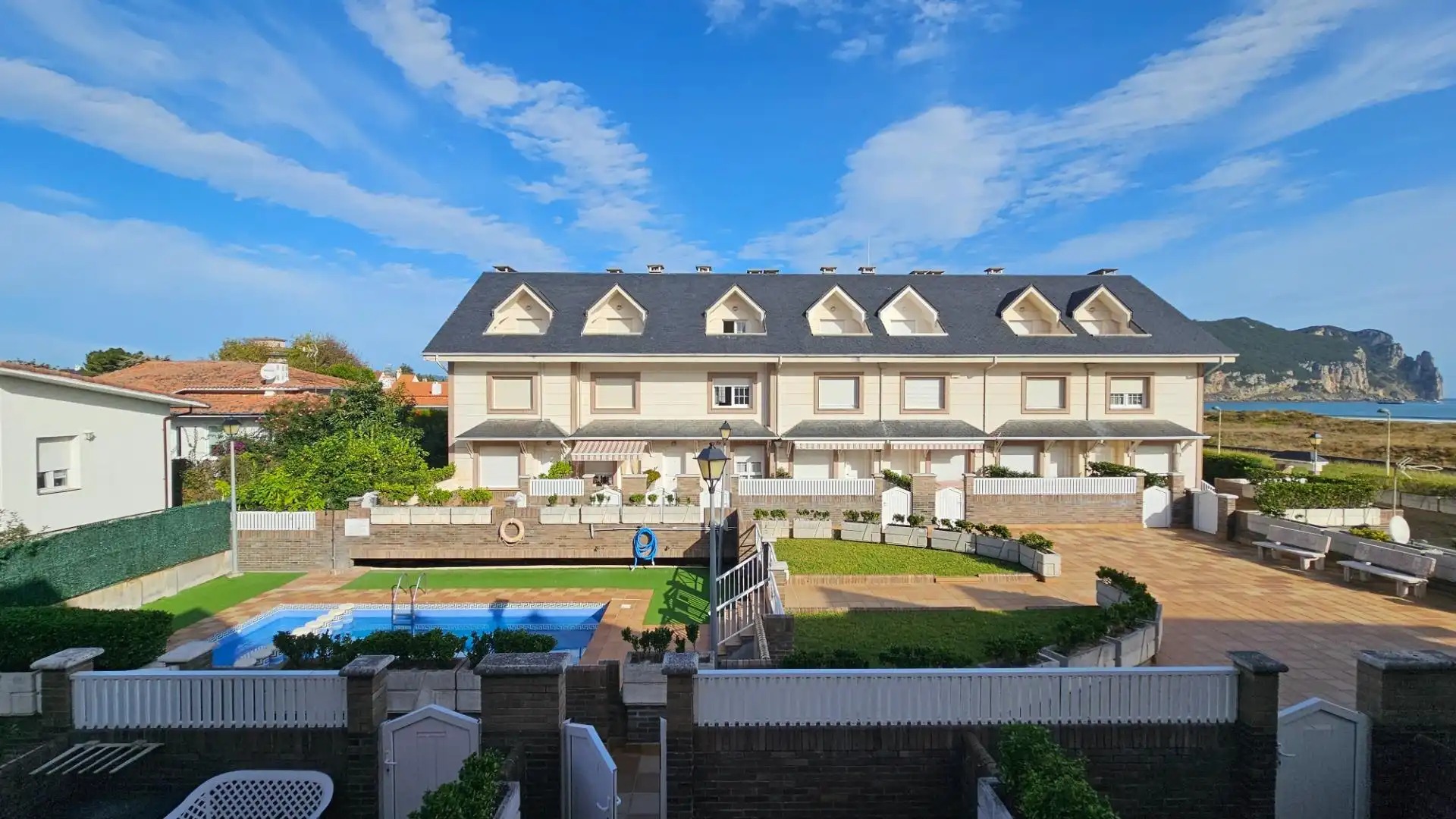 Adosado con terraza en venta en Avenida ENRIQUE MOWINCKEL, imagen 3