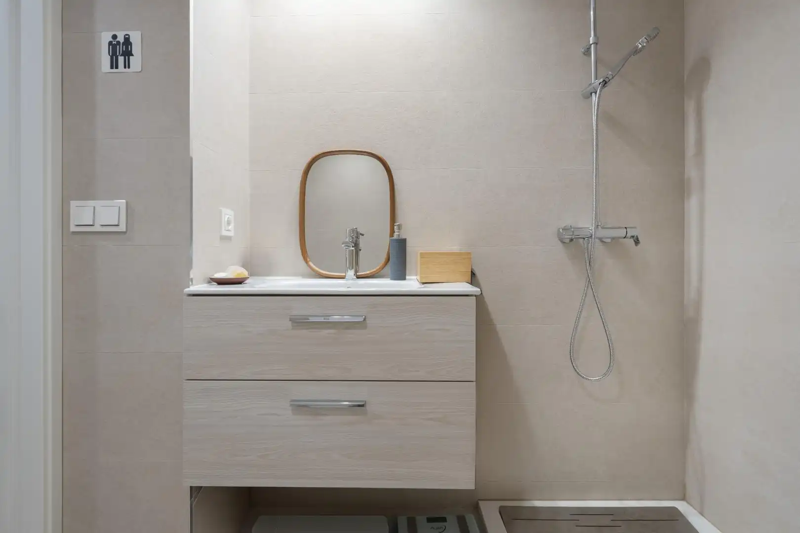 Bathroom of Flat for sale in Almería  with Heating