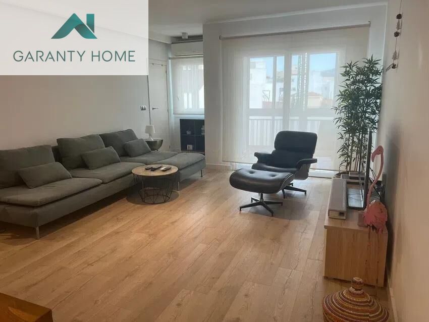 Sala d'estar de Pis de lloguer en Málaga Capital amb Aire condicionat i Balcó