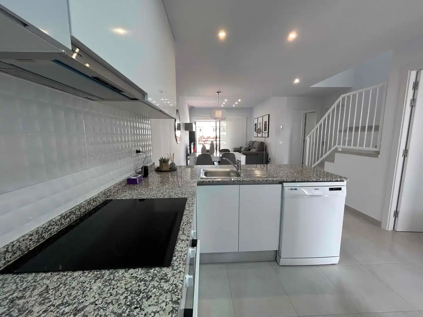 Küche von Wohnung zum Verkauf in Pulpí mit Klimaanlage, Terrasse und Schwimmbad