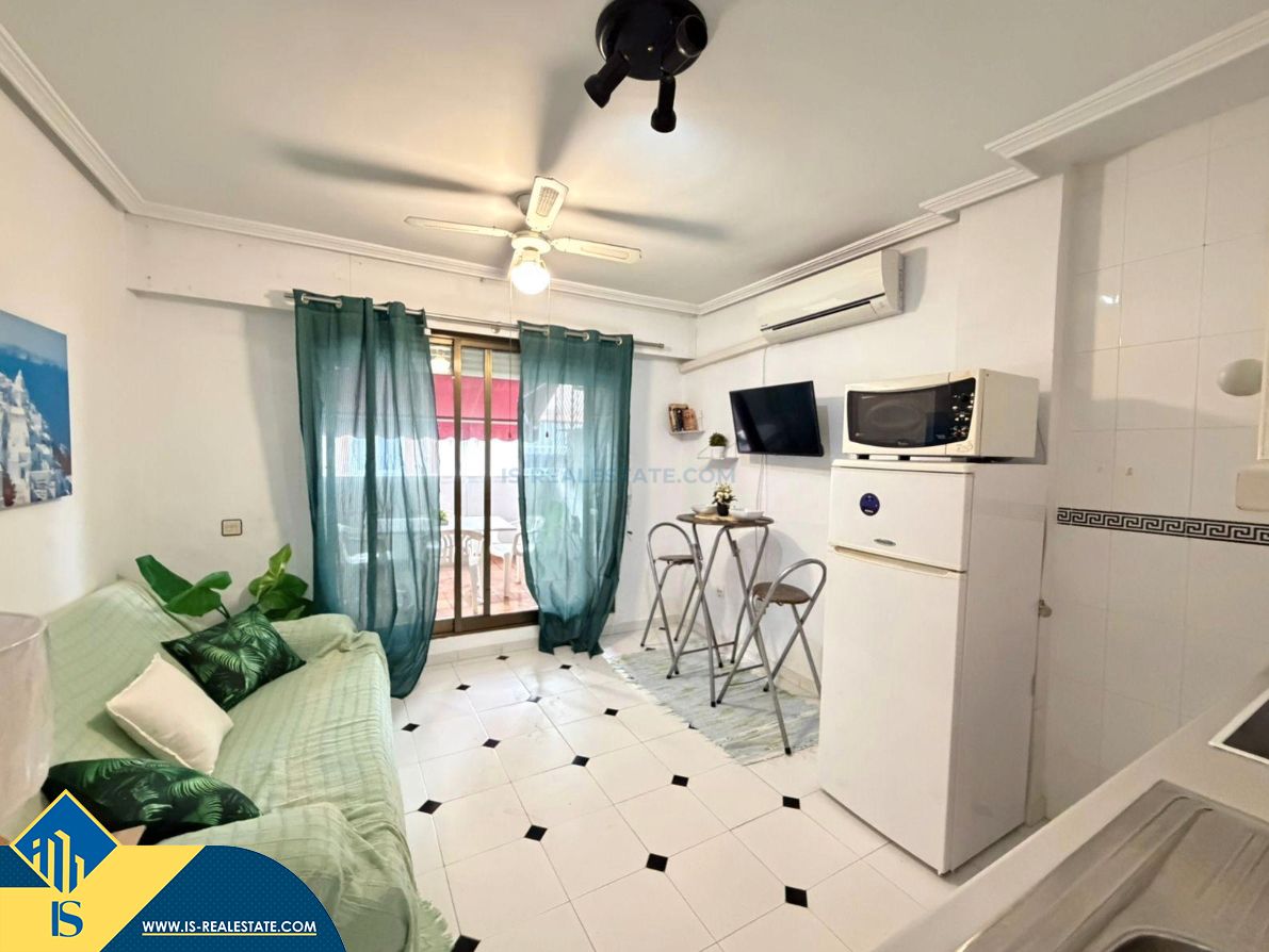 Bedroom of Study for sale in Torrevieja  with Air Conditioner, Heating and Terrace