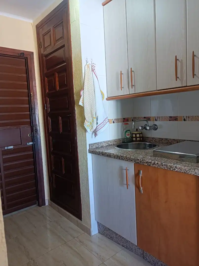 Cuina de Estudi en venda en Vélez-Málaga amb Terrassa, Moblat i Microones