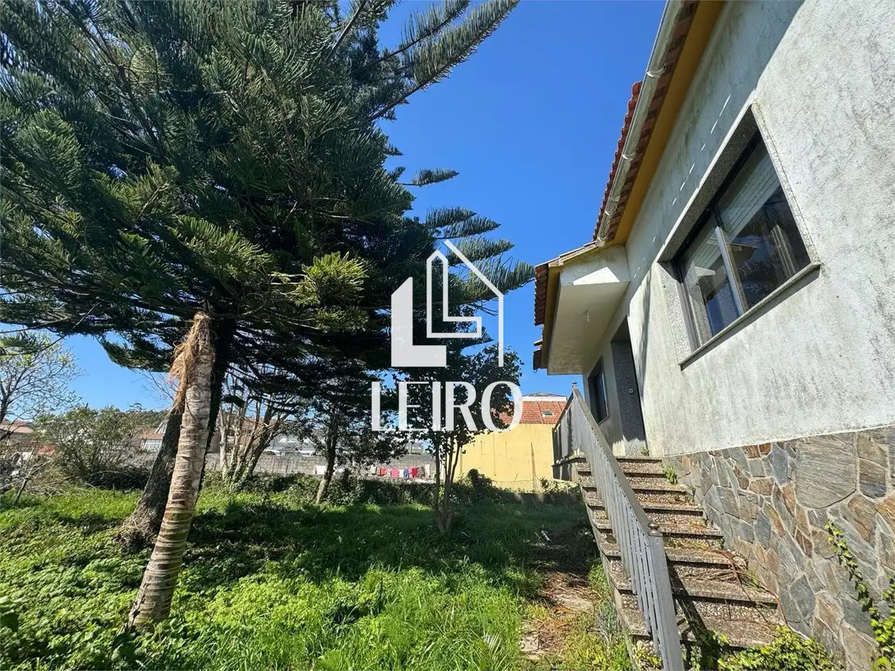 Vista exterior de Casa o xalet en venda en A Illa de Arousa  amb Calefacció