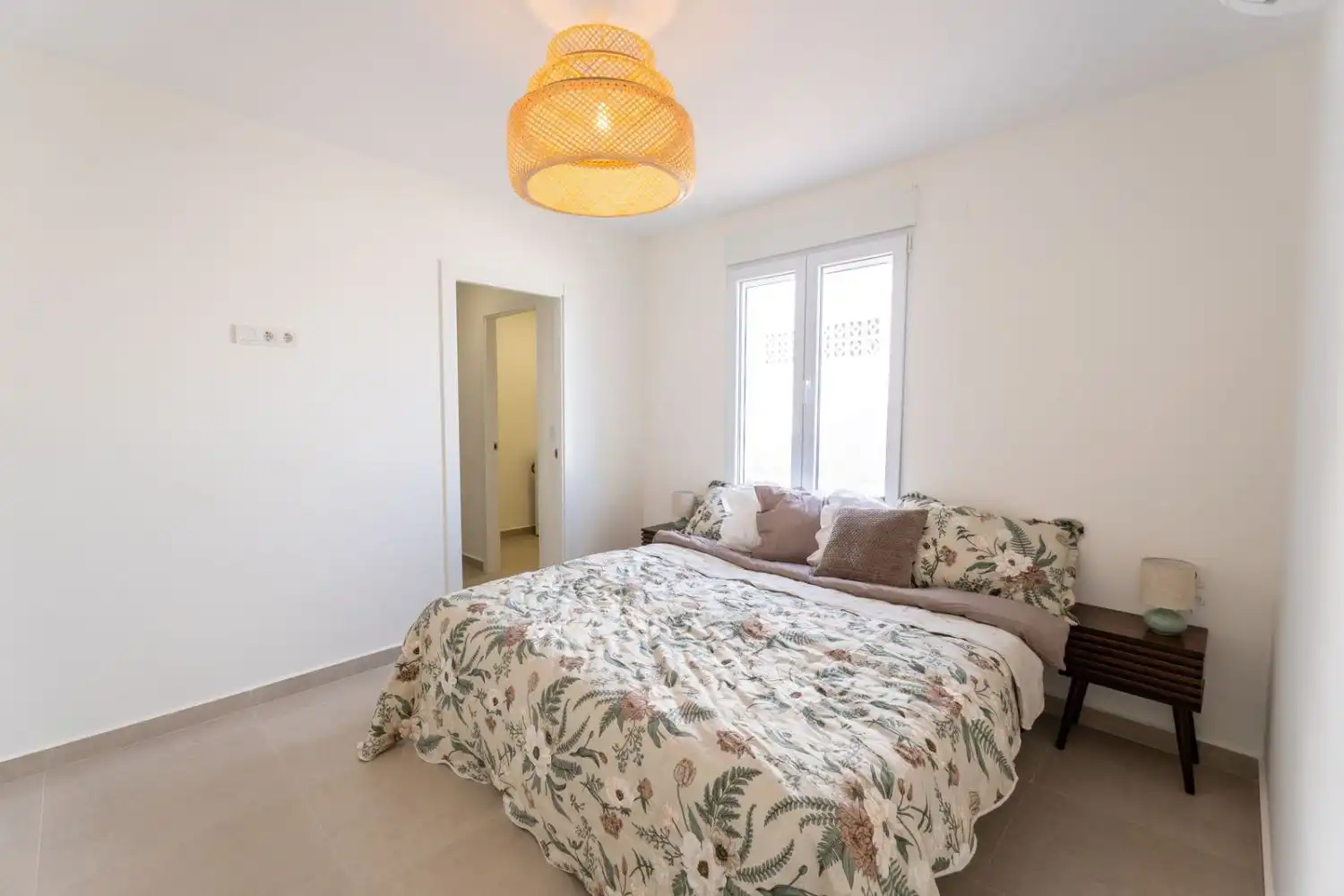 Detached house with pool for sale in Playa de los Locos, imagen 17