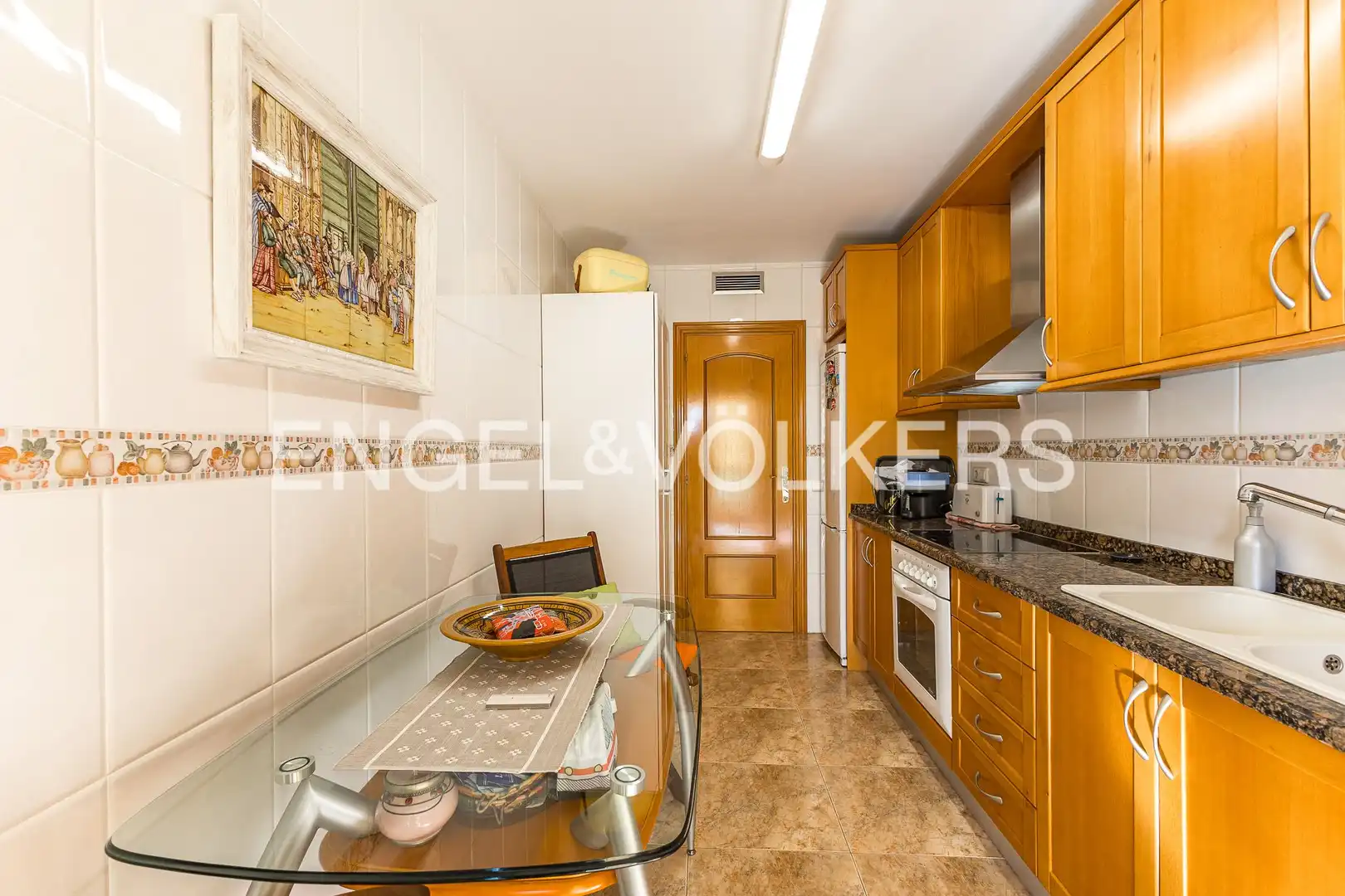 Kitchen of Flat for sale in Vilanova i la Geltrú  with Air Conditioner, Heating and Terrace