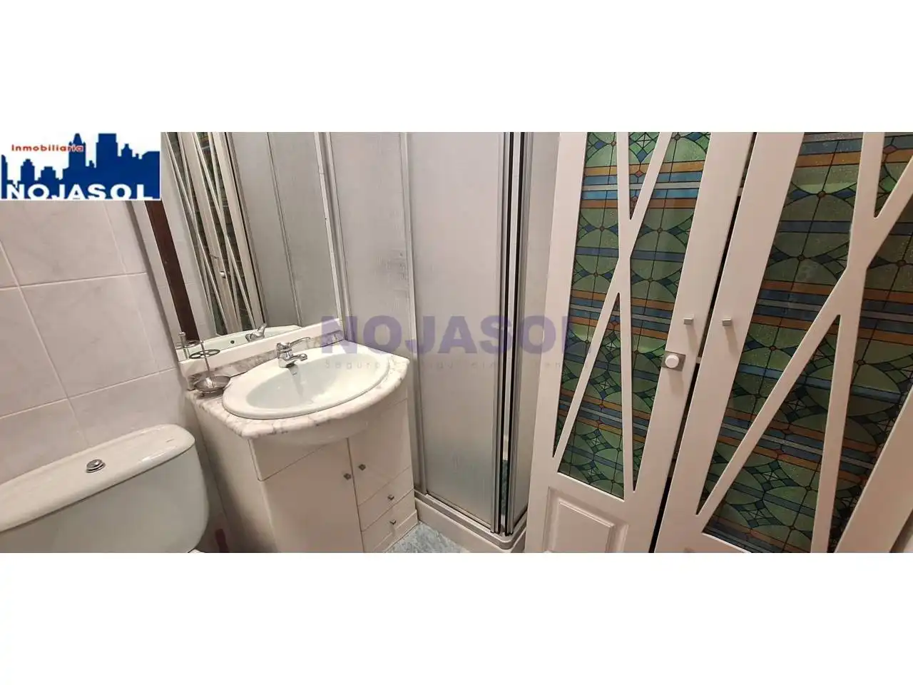 Bany de Apartament de lloguer en Noja amb Calefacció, Terrassa i Moblat
