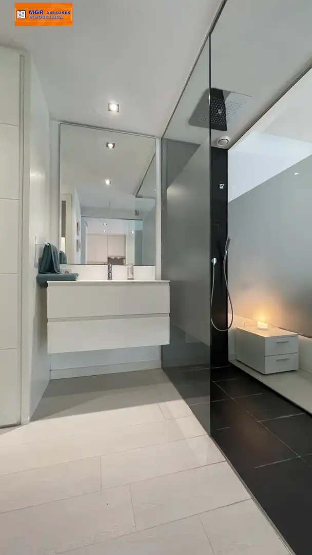 Bathroom of Apartments for rent in  Palma de Mallorca  with Air Conditioner, Heating and Terrace