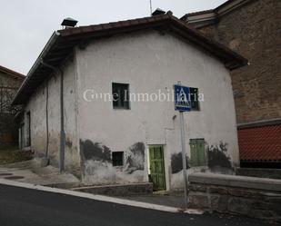 Außenansicht von Haus oder Chalet zum verkauf in Altzaga