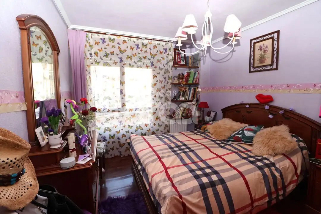 Schlafzimmer von Wohnung zum Verkauf in Santurtzi  mit Heizung und Möbliert