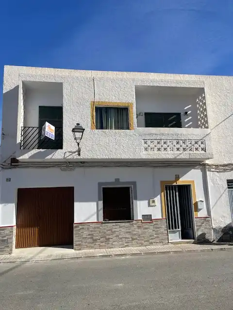 Vista exterior de Casa o xalet en venda en Padules amb Jardí privat, Terrassa i Traster