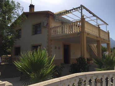 House with garden for sale in Xirles