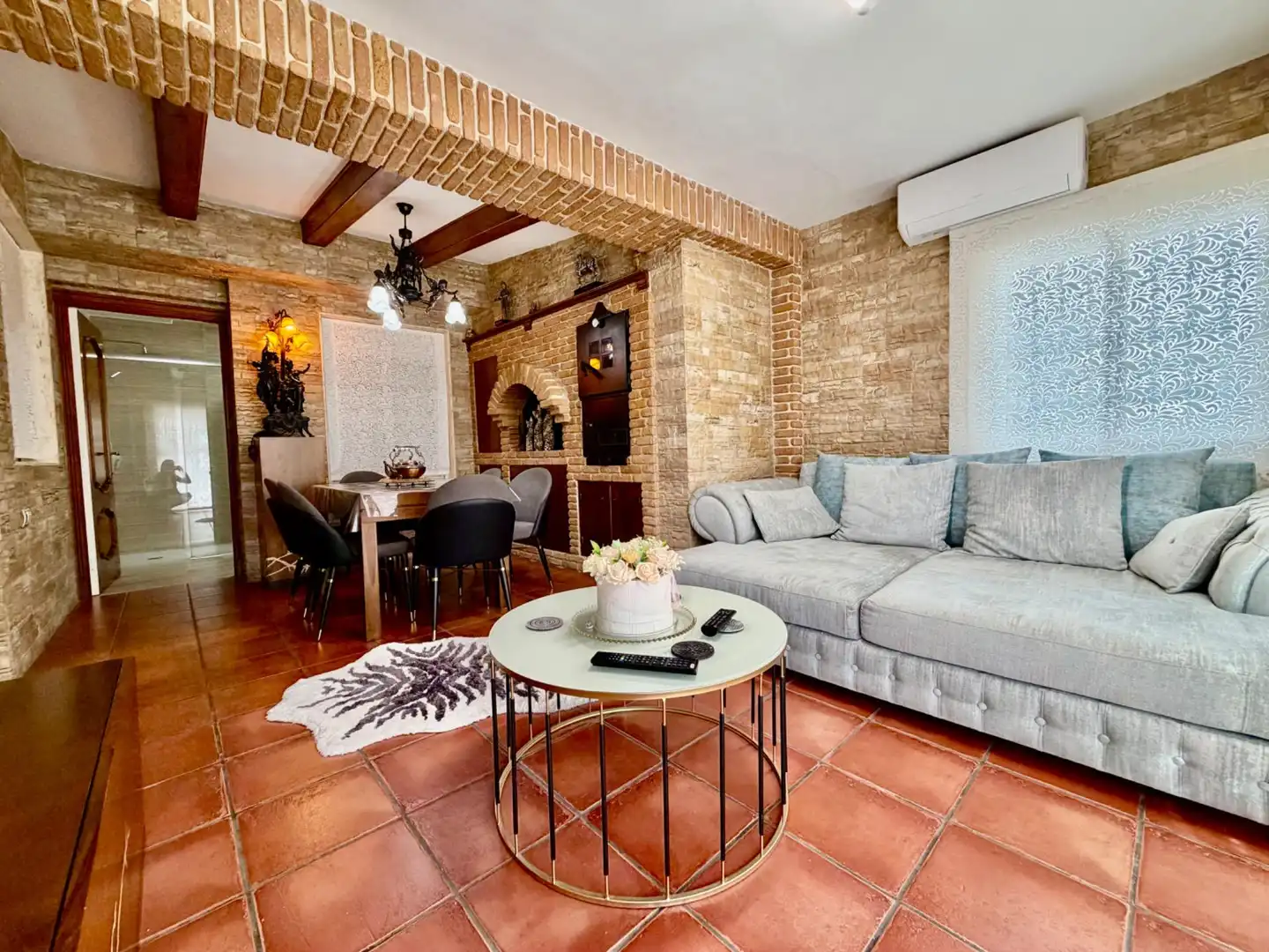 Sala d'estar de Casa adosada en venda en Orihuela