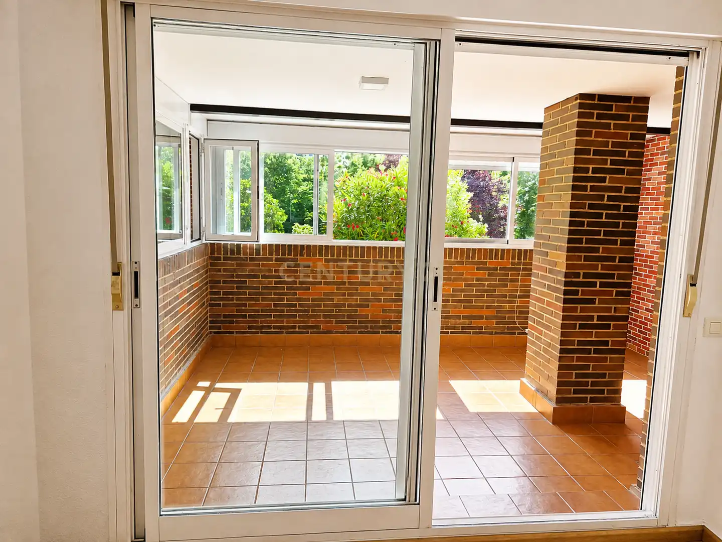 Terraza de Apartamento de alquiler en Majadahonda con Piscina