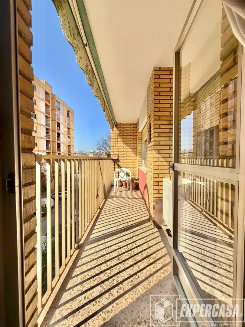 Terraza de Piso en venta en Valencia con Aire acondicionado y Amueblado