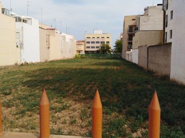Terreno residencial en venta en Carrer de València 18
