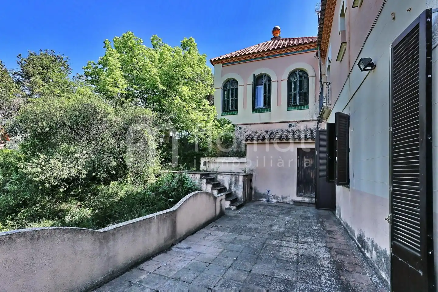 Vista exterior de Casa o xalet en venda en Castellar del Vallès