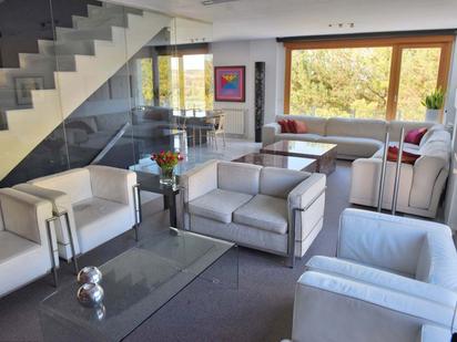 Living room of House or chalet for sale in Egüés  with Air Conditioner, Heating and Terrace