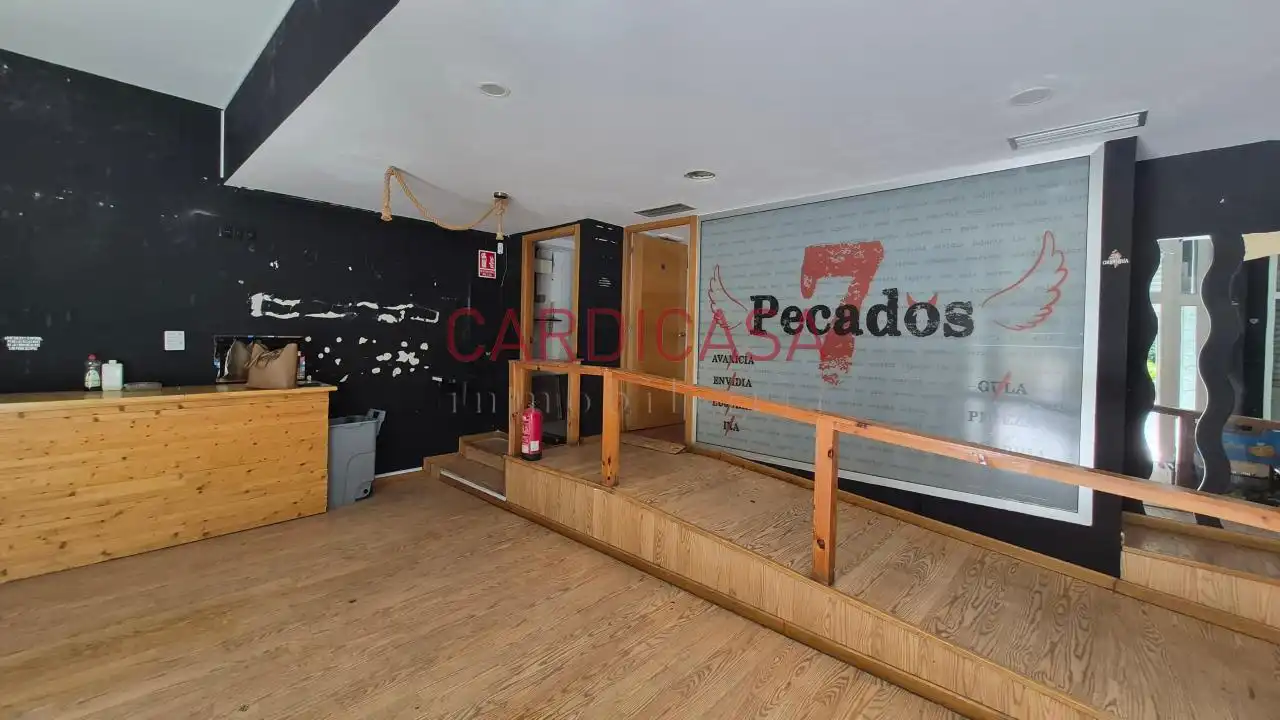 Local comercial en venda a canovas del castillo, imagen 3