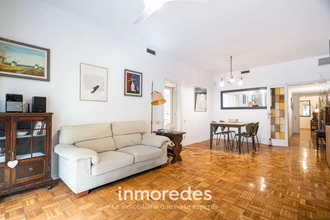 Piso con terraza en venta en Carrer de Bailèn, imagen 47