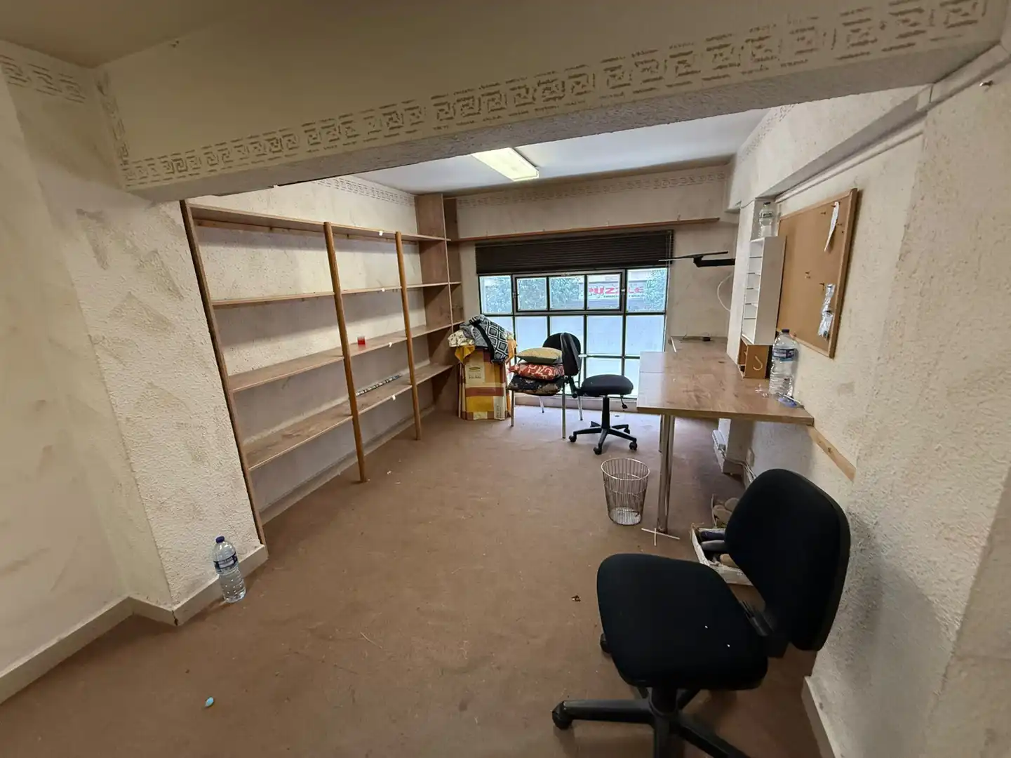 Bureau à louer à Residencia, imagen 6