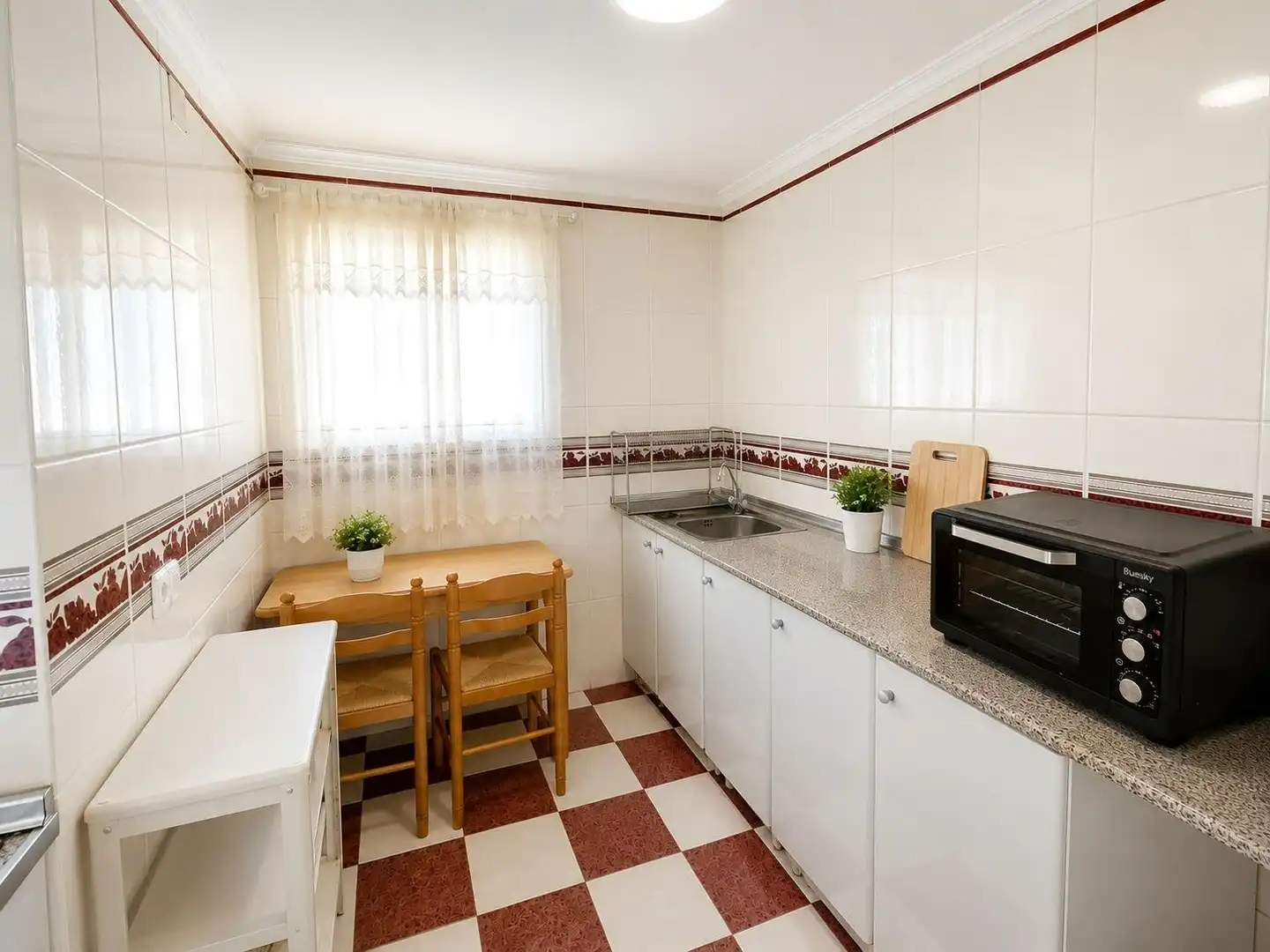 Cocina de Piso de alquiler en Málaga con Terraza y Amueblado