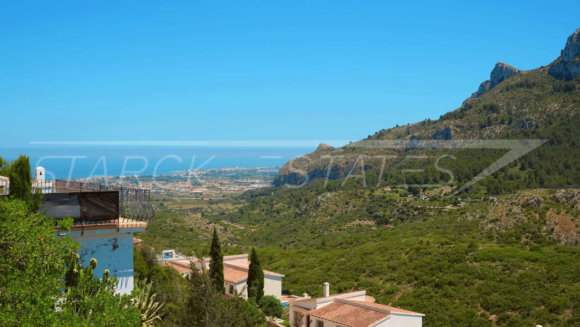 Vista exterior de Casa o chalet en venta en La Vall d'Ebo con Aire acondicionado, Jardín privado y Piscina