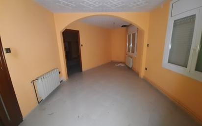 Flat for sale in Manresa  with Heating