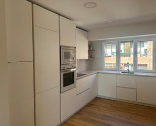 Kitchen of Flat for sale in Barakaldo   with Heating, Parquet flooring and Oven