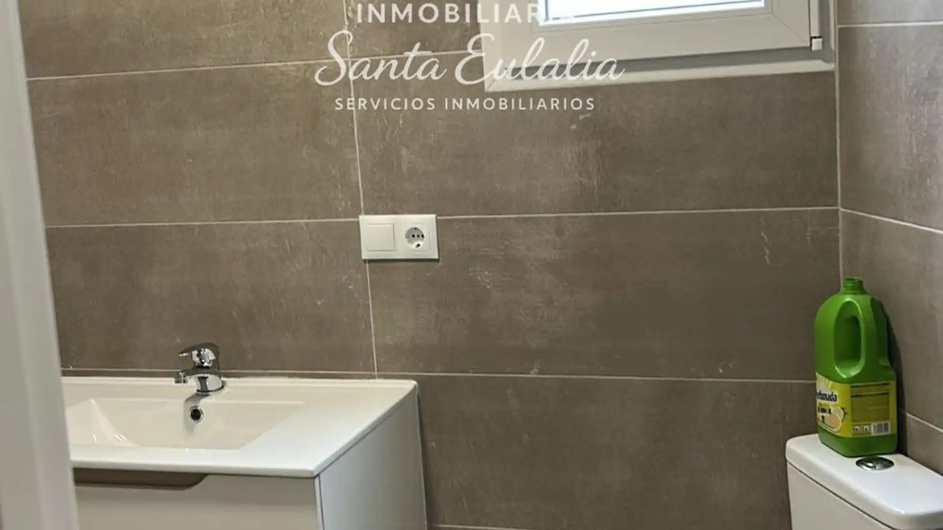 Bathroom of Flat for sale in Mérida  with Air Conditioner, Heating and Furnished