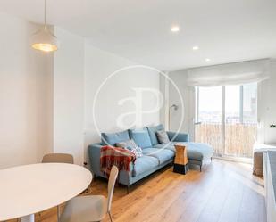 Living room of Flat for sale in L'Hospitalet de Llobregat  with Air Conditioner, Heating and Terrace