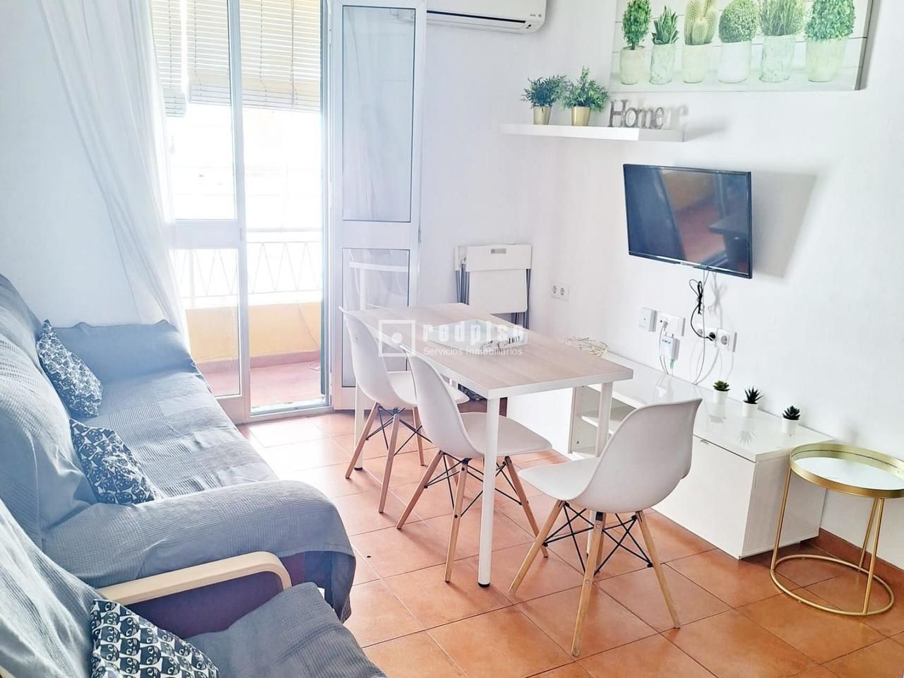 Sala de estar de Piso de alquiler en  Sevilla Capital con Aire acondicionado, Terraza y Amueblado