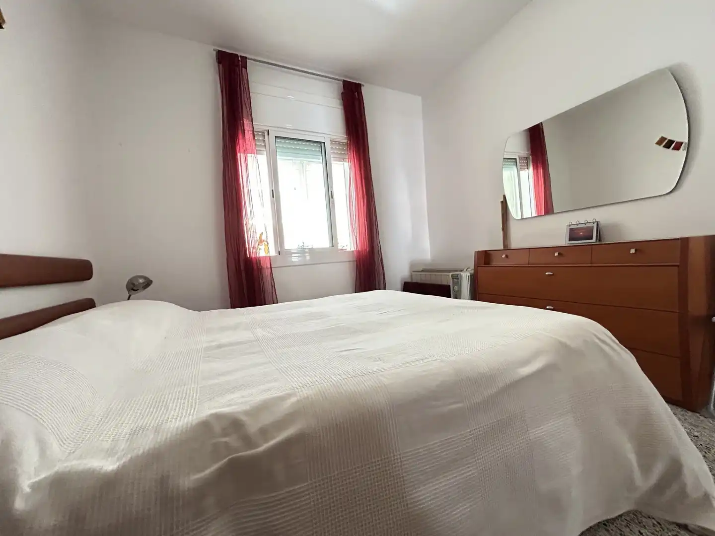 Habitación de Piso en venta en Molins de Rei con Aire acondicionado, Calefacción y Terraza