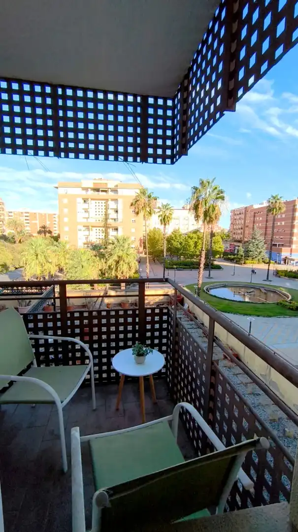 Piso con balcón en venta en Avenida Sinforiano Madroñero 2, imagen 6