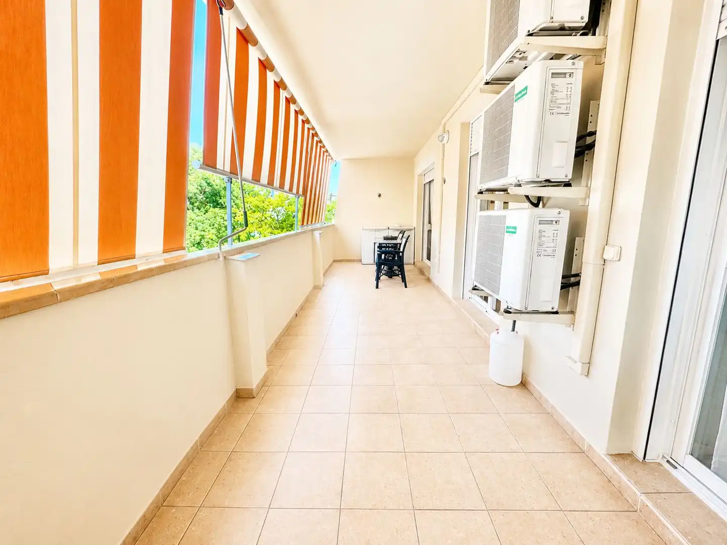 Terrace of Flat for sale in Fuengirola  with Air Conditioner, Terrace and Furnished