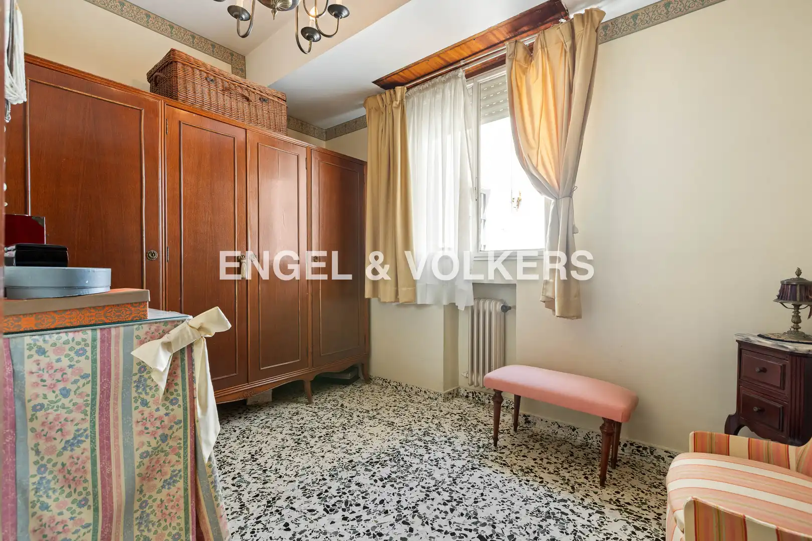 Bedroom of Apartments for sale in Sevilla  with Heating and Balcony