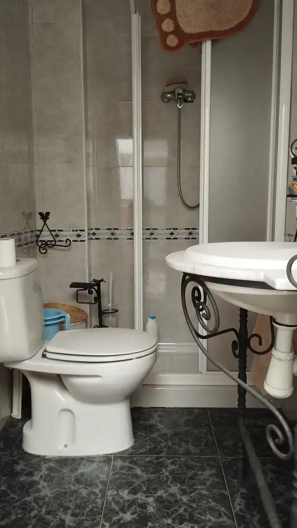 Baño de Casa o chalet en venta en Doña Mencía con Terraza, Amueblado y Balcón