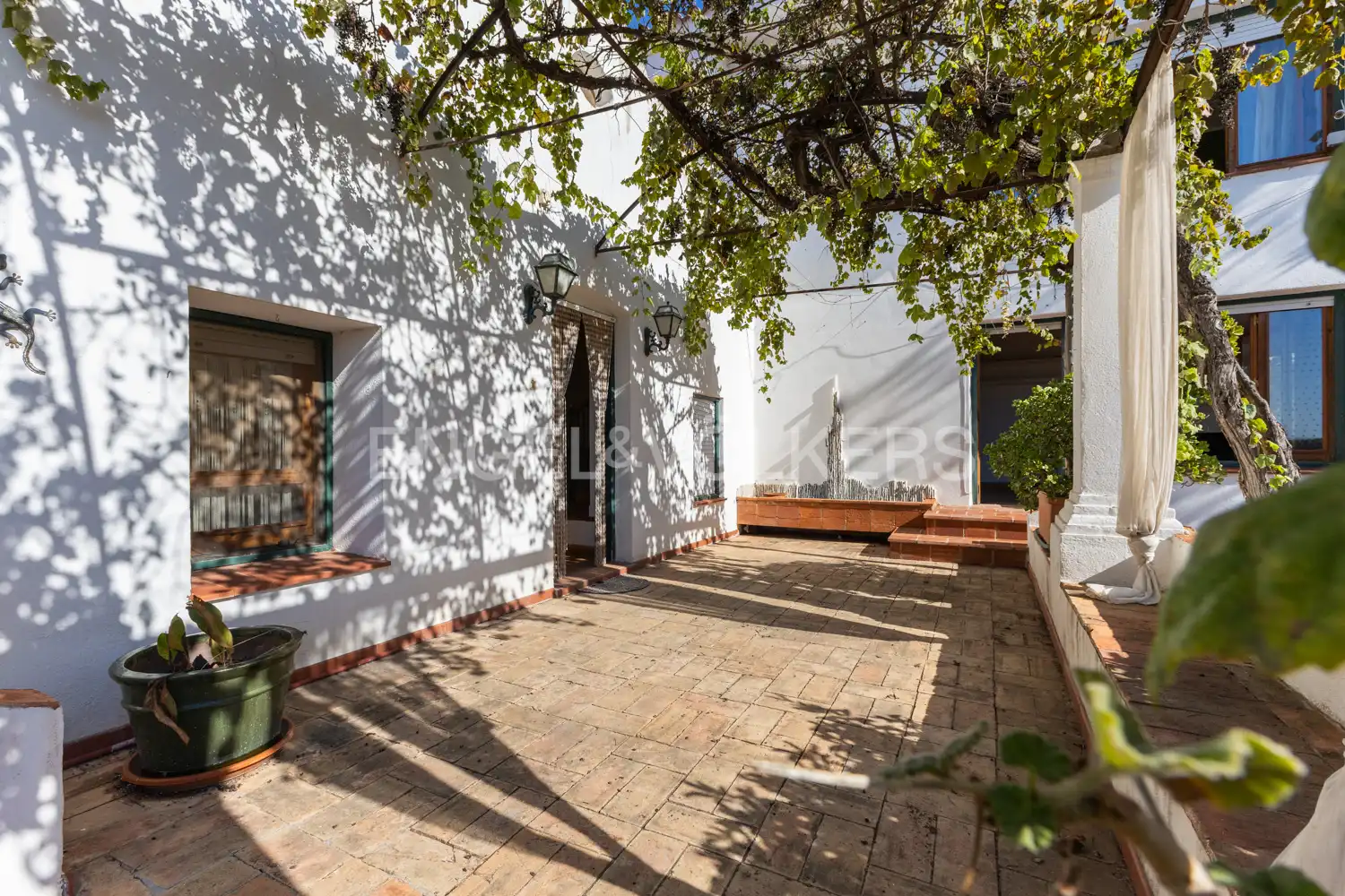 Vista exterior de Casa o chalet en venta en Vinaròs con Calefacción, Jardín privado y Terraza