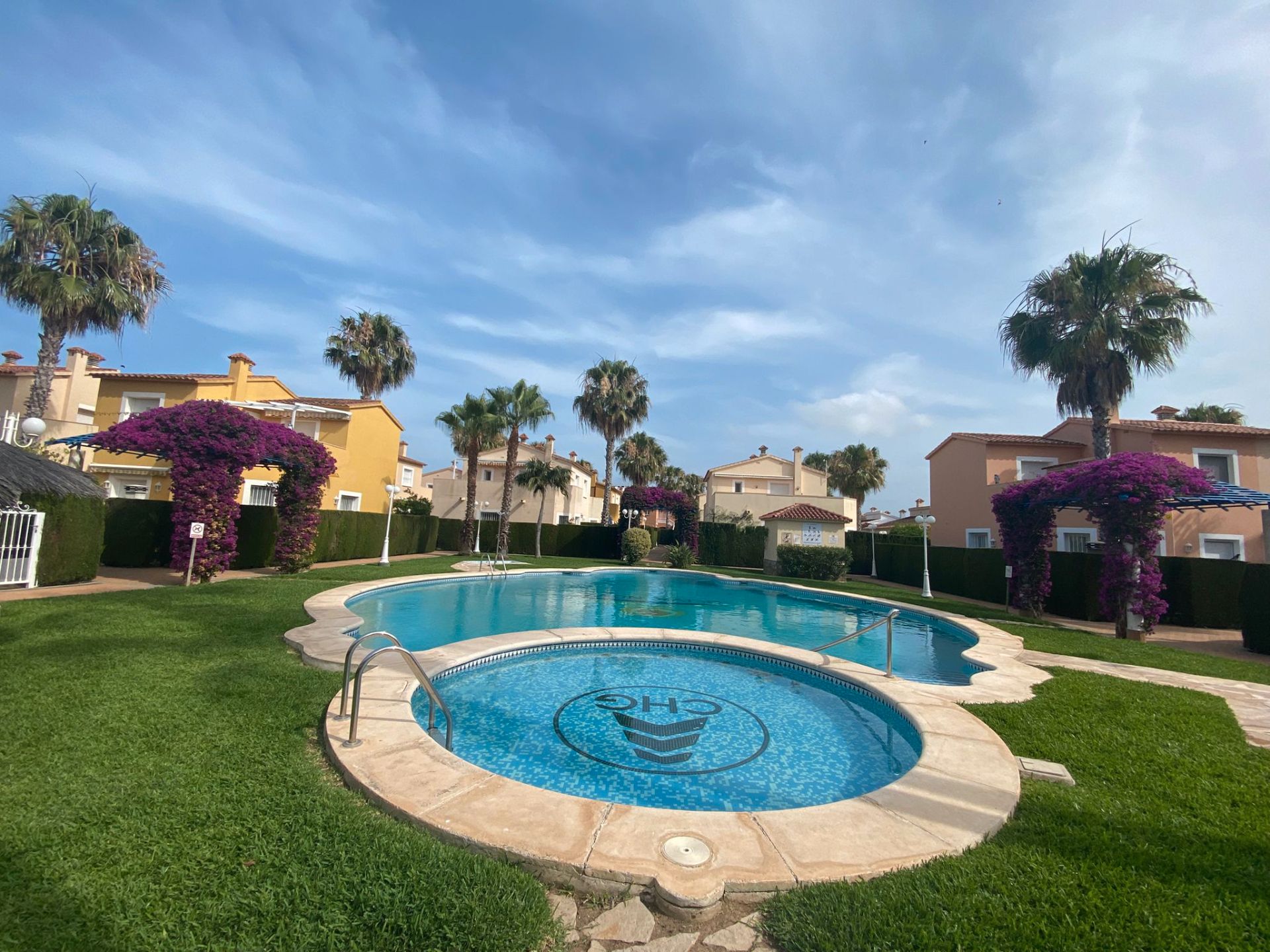 Swimming pool of House or chalet for sale in Oliva  with Private garden, Terrace and Furnished