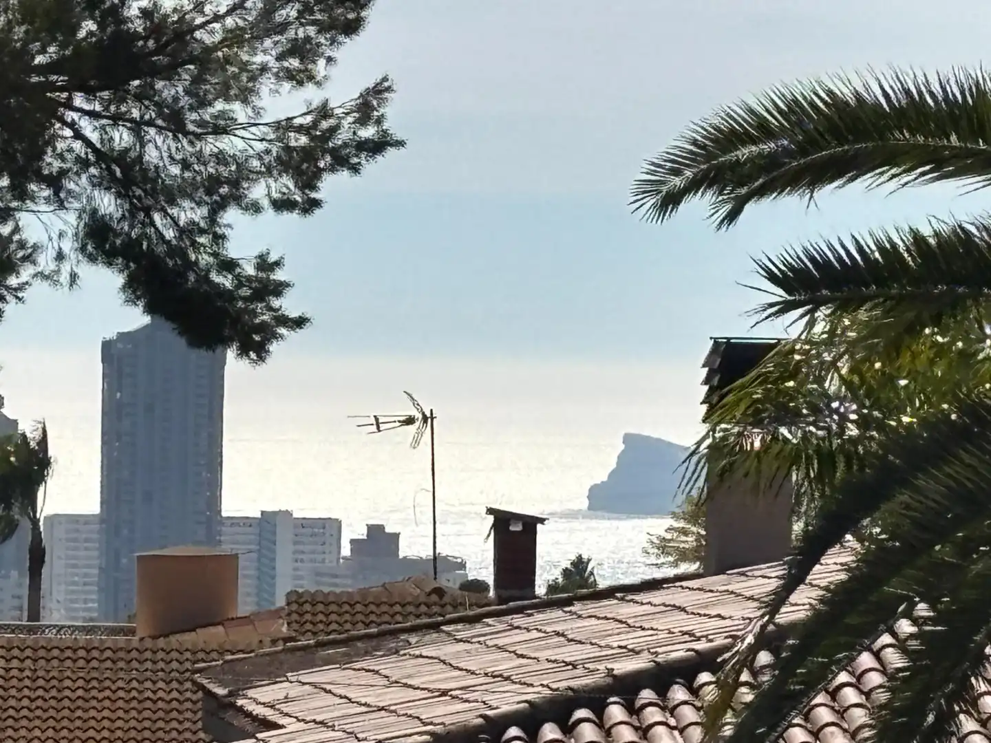 Außenansicht von Haus oder Chalet zum Verkauf in Benidorm mit Klimaanlage, Terrasse und Schwimmbad