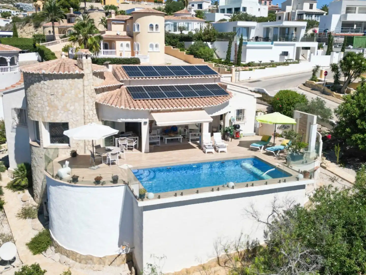 Chalet con piscina en venta en Cumbre del Sol, imagen 5