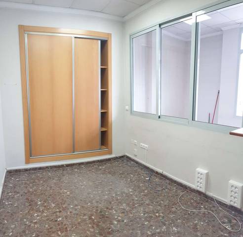 Local comercial en Alquiler en Catarroja